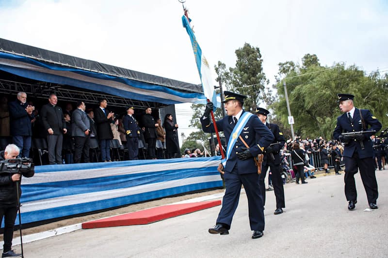 Los tres intendentes del Gran Río Cuarto encabezaron los festejos del 25 de Mayo en Las Higueras - imagen 5